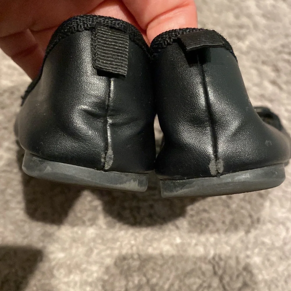 Cat and Jack little girl slippers